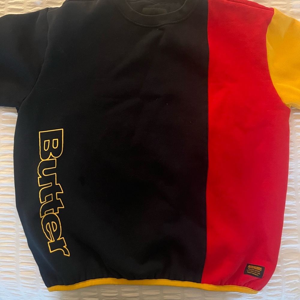 Color Blocked Crewneck